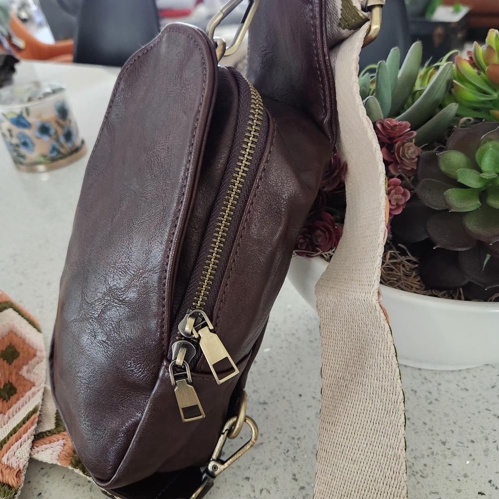 Brown Crossbody Sling Bag with Patterned Strap New Without Tag - Picture 3 of 13